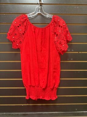 Extra Belleza NWT Red Boho Crochet Pearl Sleeve Peasant Blouse Size Large